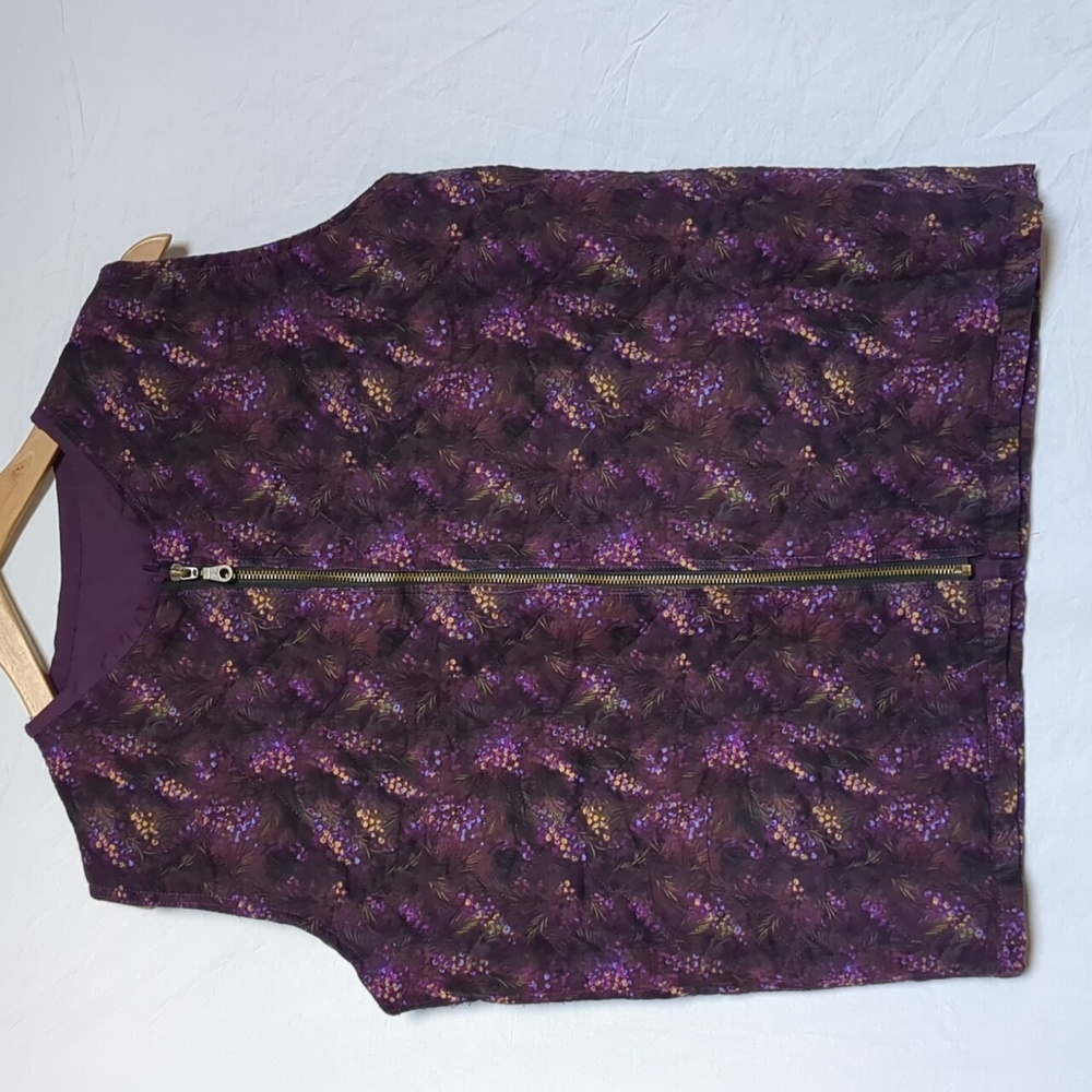 Vest zippered purple foliage large